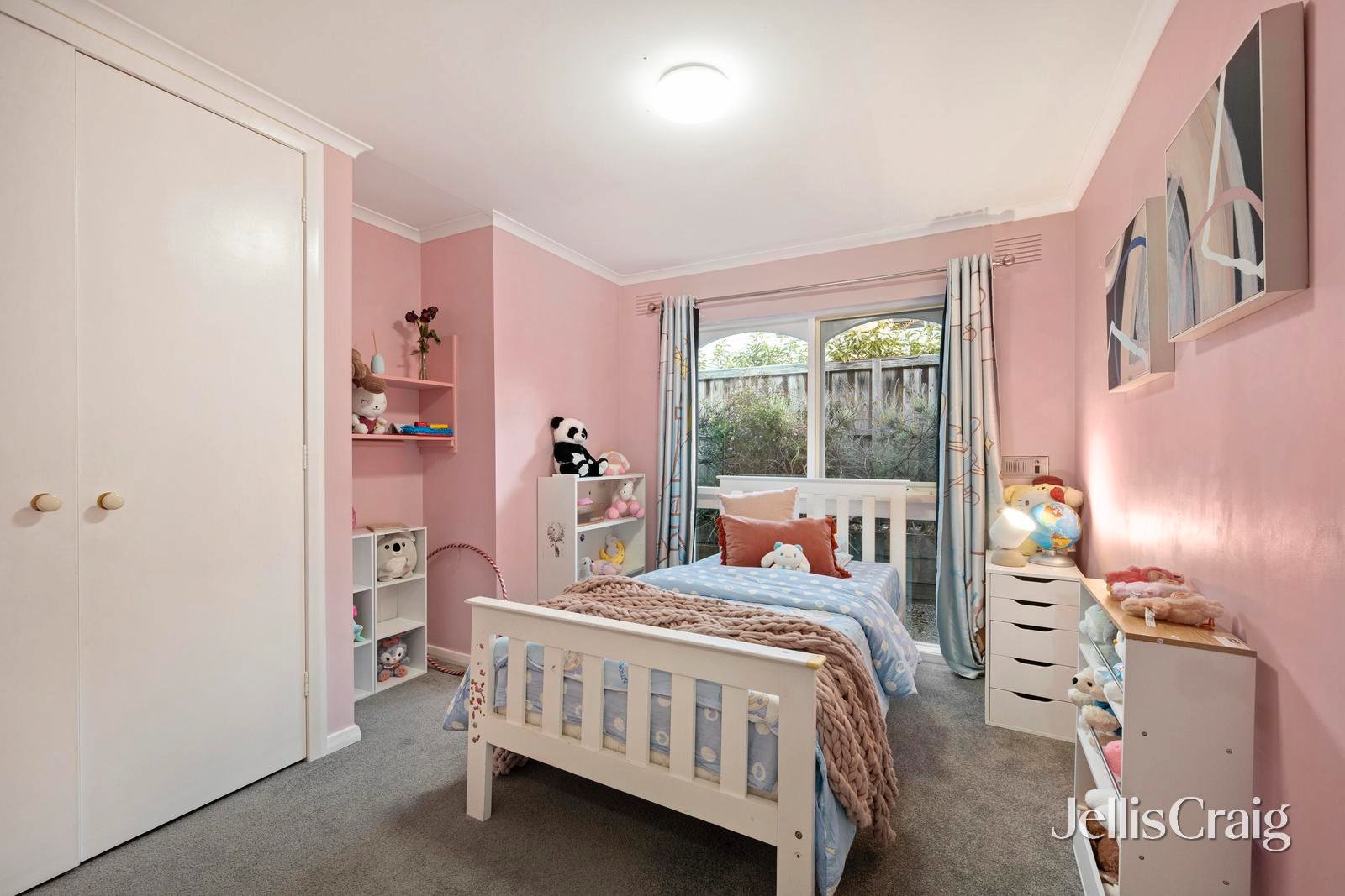 1 Upton Court, Ringwood image 17