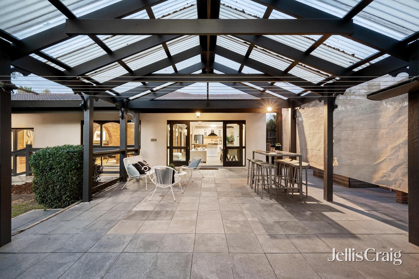1 Upton Court, Ringwood image 20