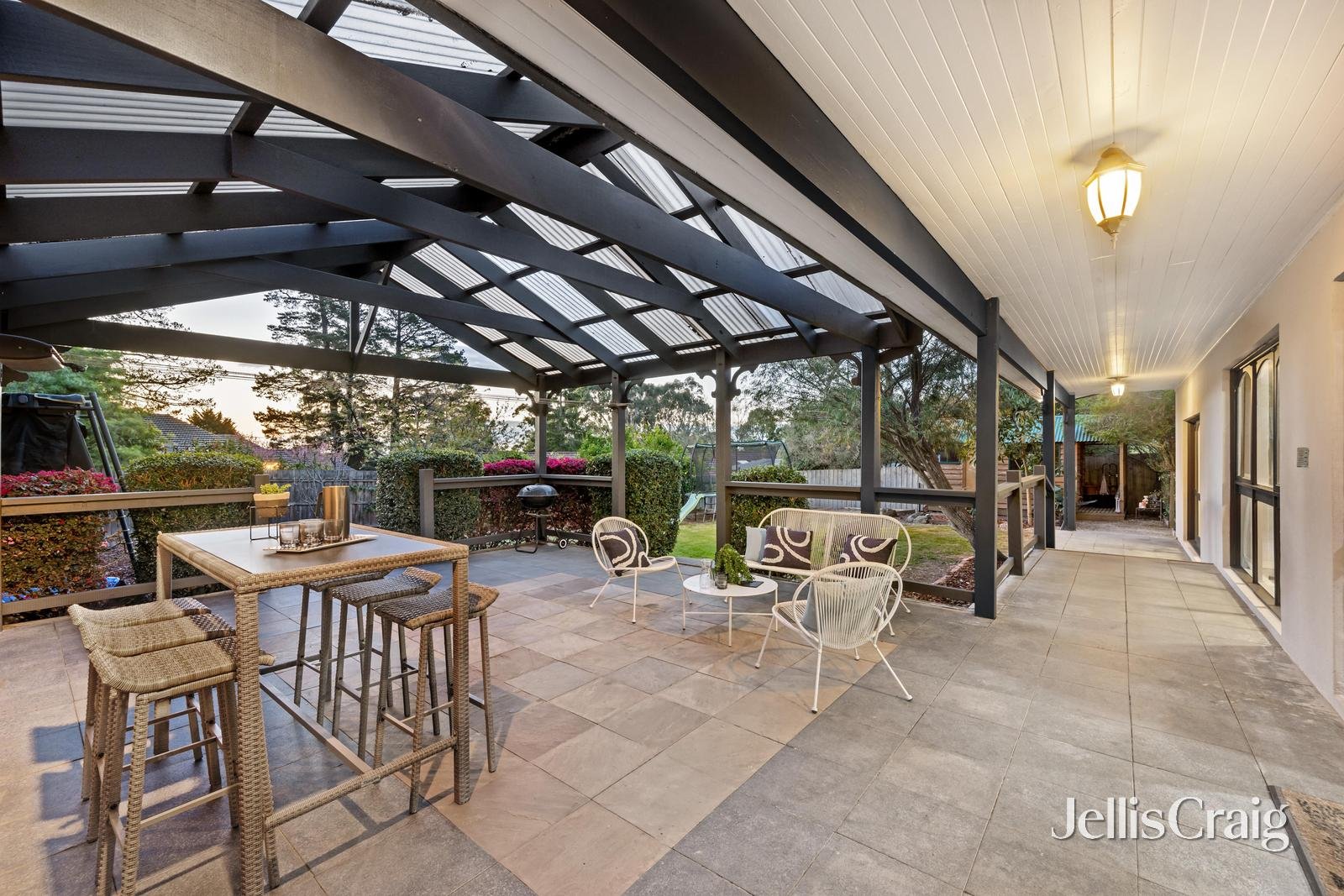 1 Upton Court, Ringwood image 21