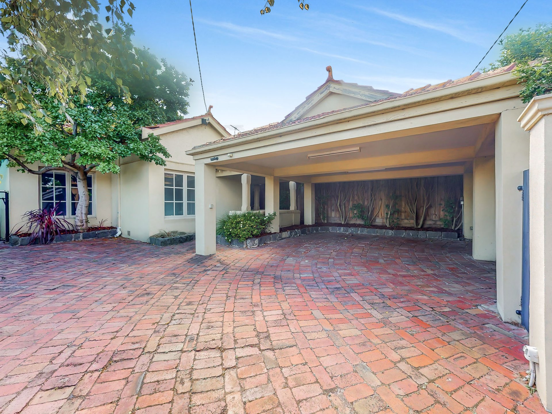 1 Valerie Street, Kew&nbsp;East image 1