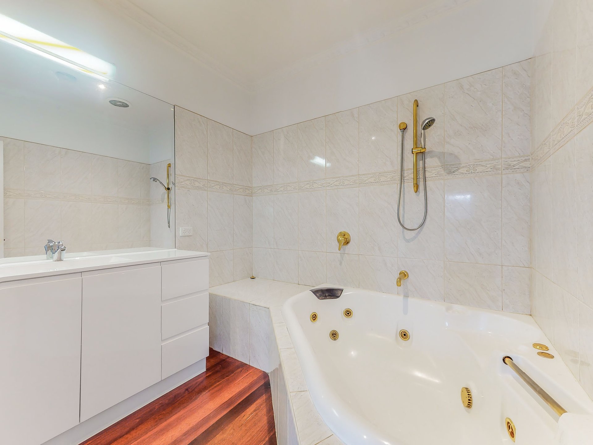 1 Valerie Street, Kew&nbsp;East image 7