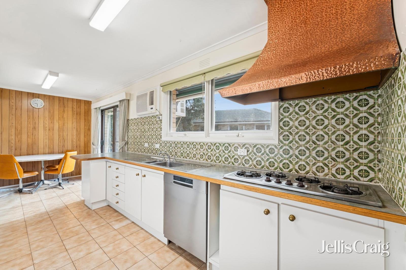 1 Varley Court, Ferntree Gully image 5