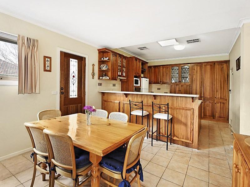 1 Venice Street, Box Hill South image 5