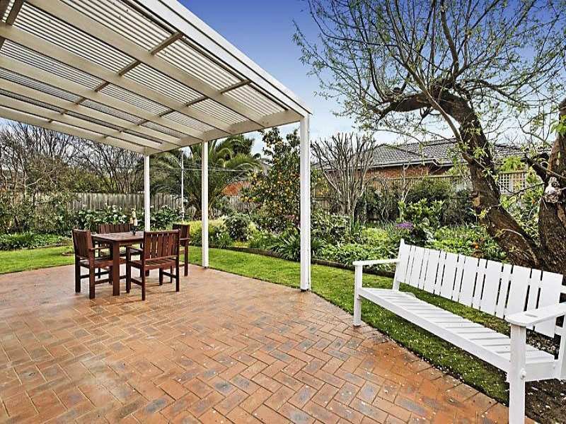 1 Venice Street, Box Hill South image 8
