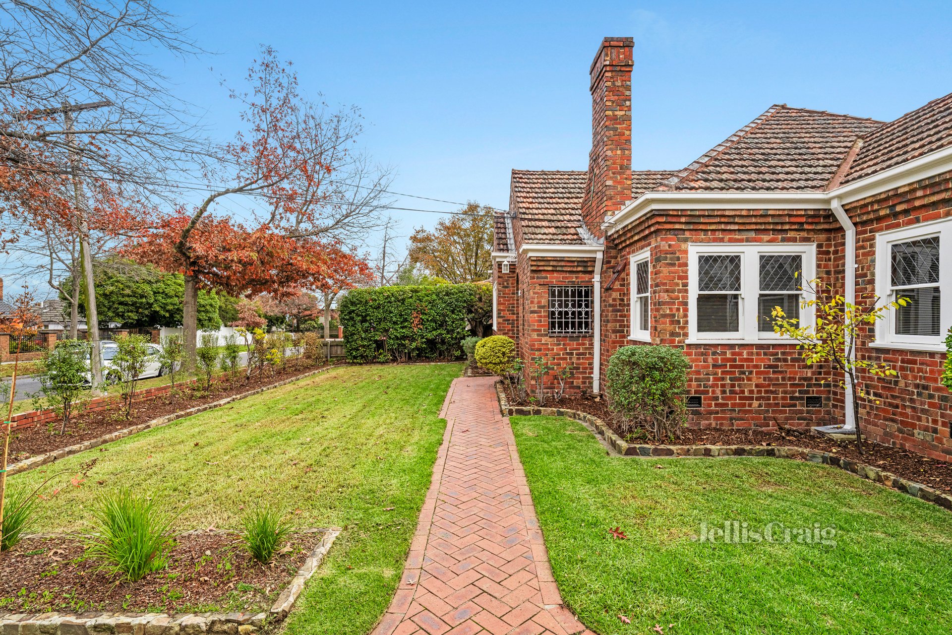 1 Venice Street, Box Hill South image 2