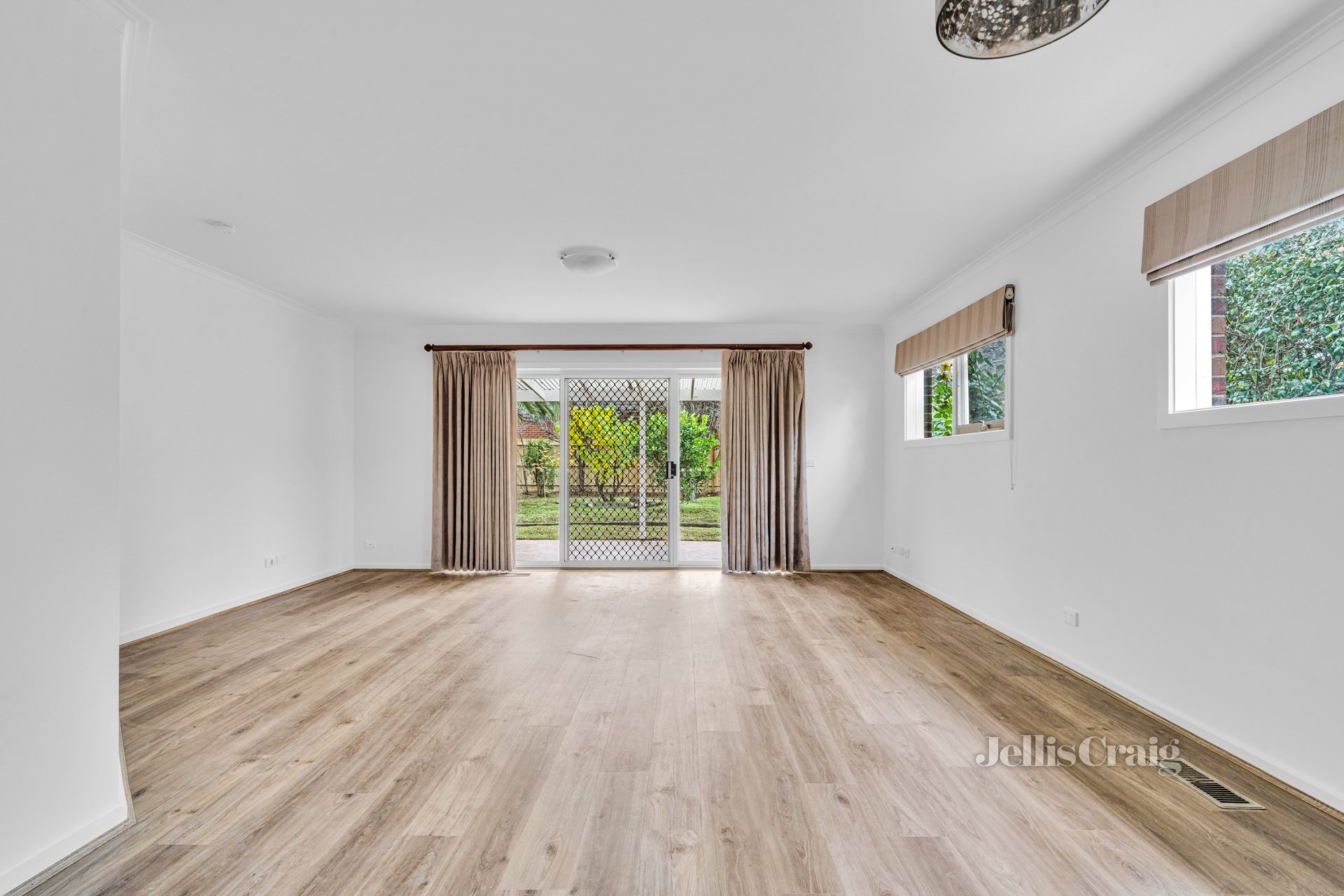 1 Venice Street, Box Hill South image 6
