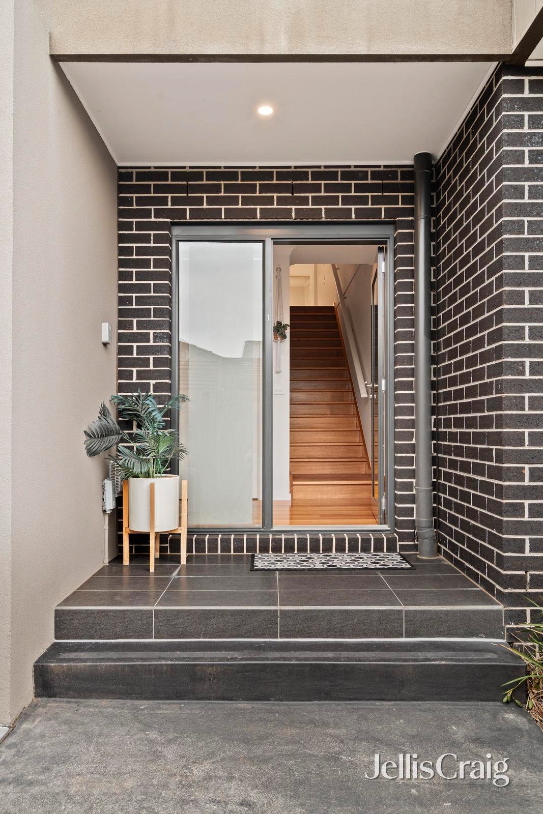 1 Ventral Walk, Mooroolbark image 11