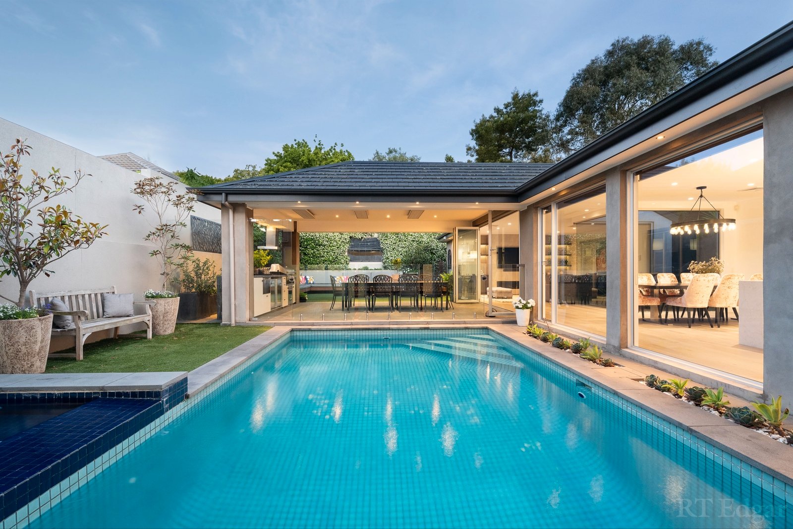 Property Gallery Thumbnail 18