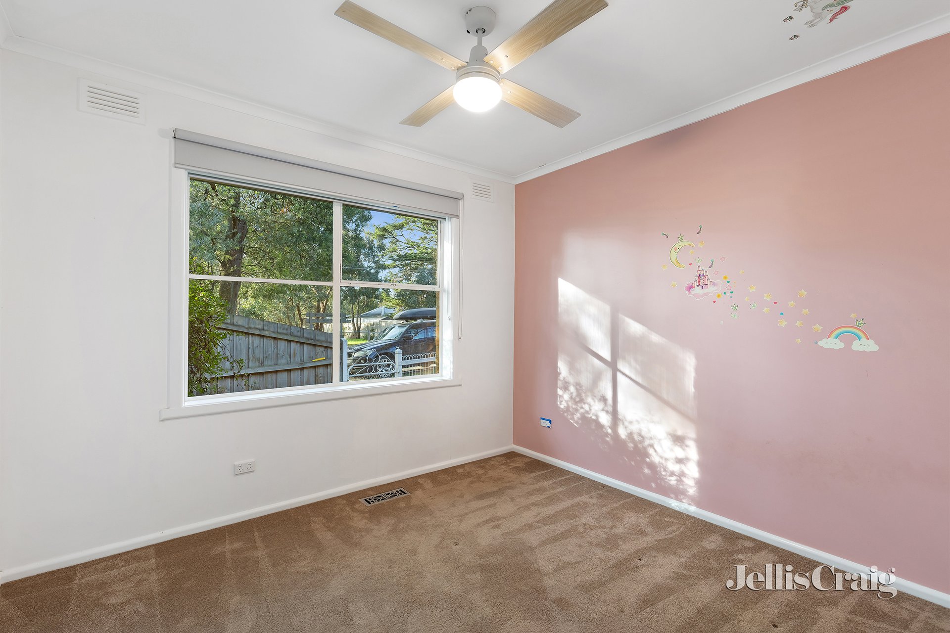1 View Hill Crescent, Eltham image 8