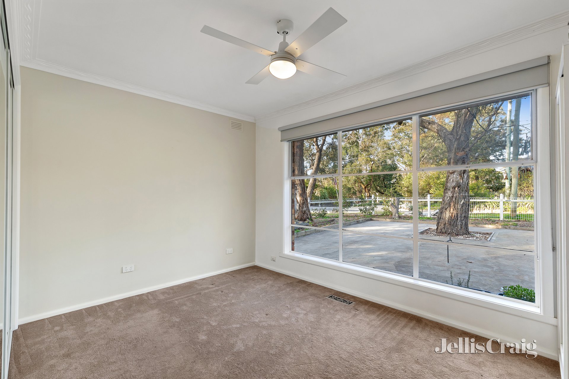 1 View Hill Crescent, Eltham image 9