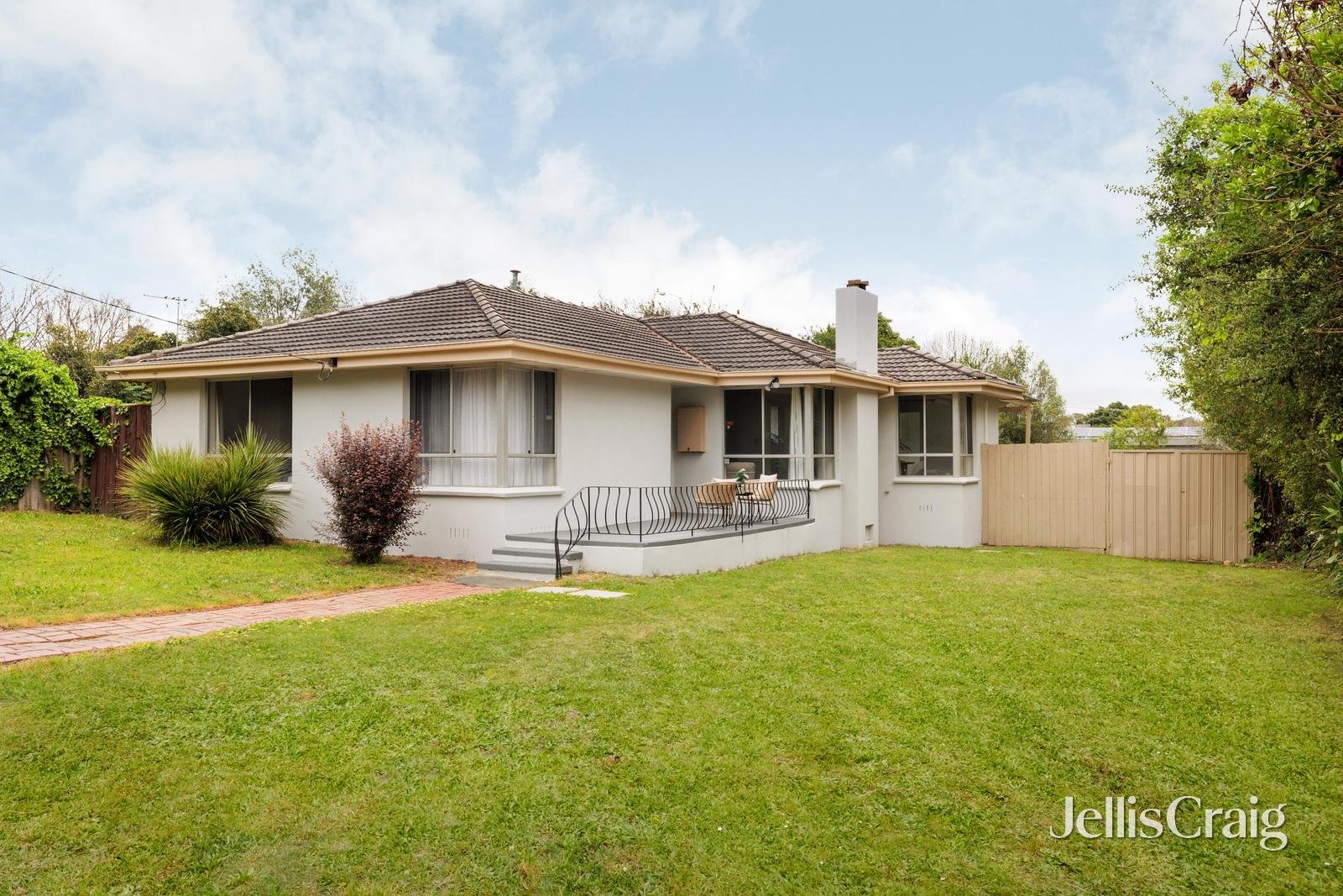 1 View Road, Bayswater image 1