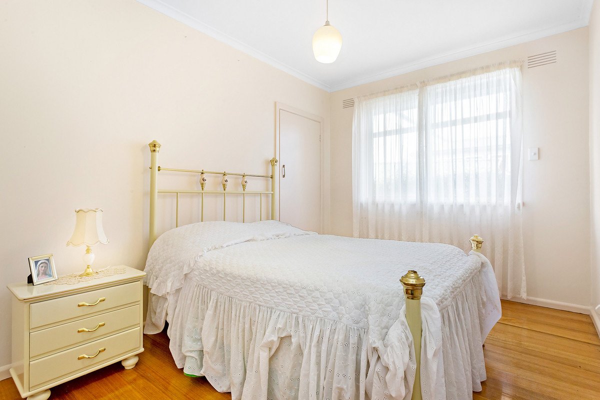 1 Virgillia Street, Blackburn North image 8