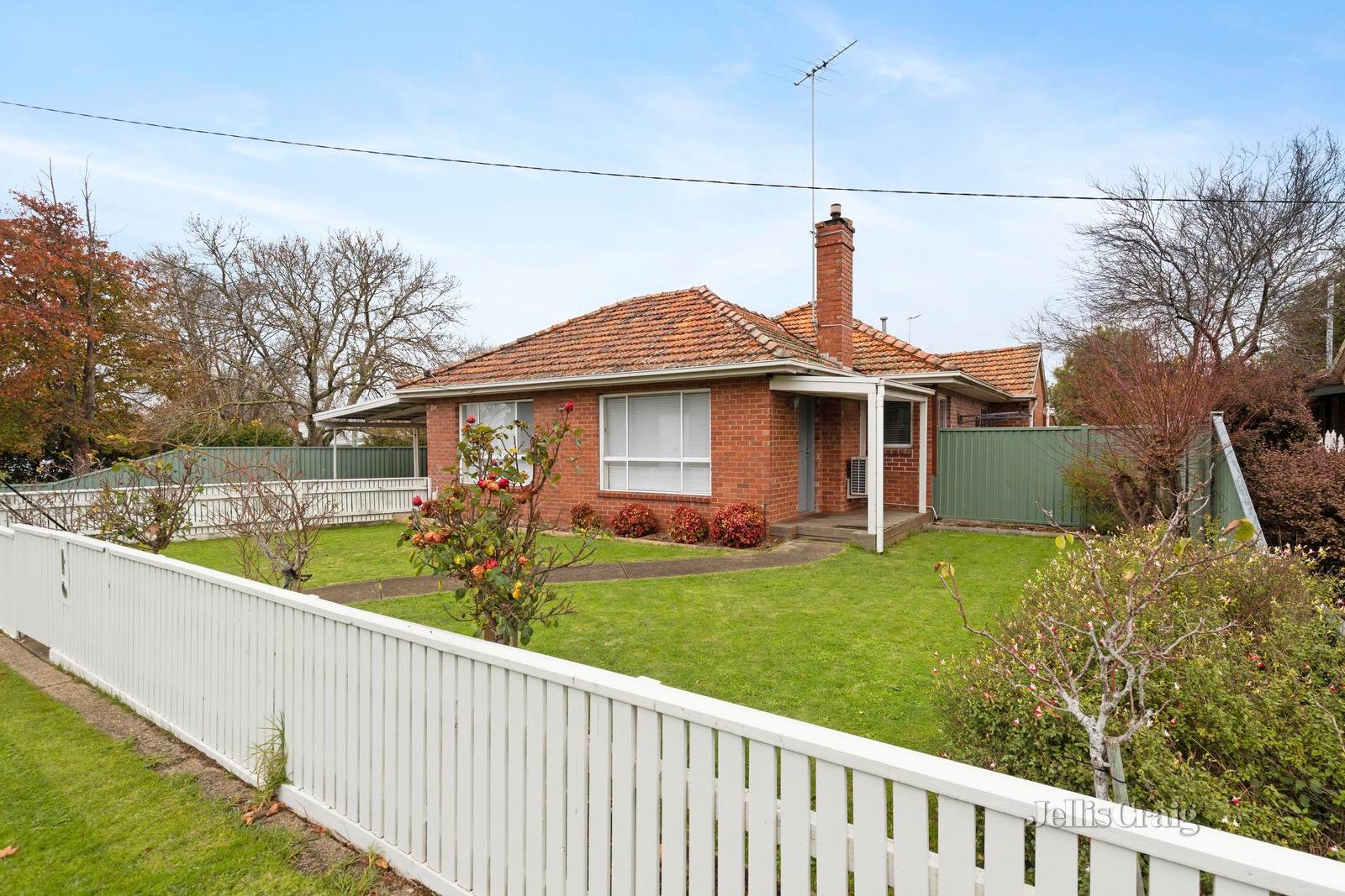 1 Waller Avenue, Newington image 22