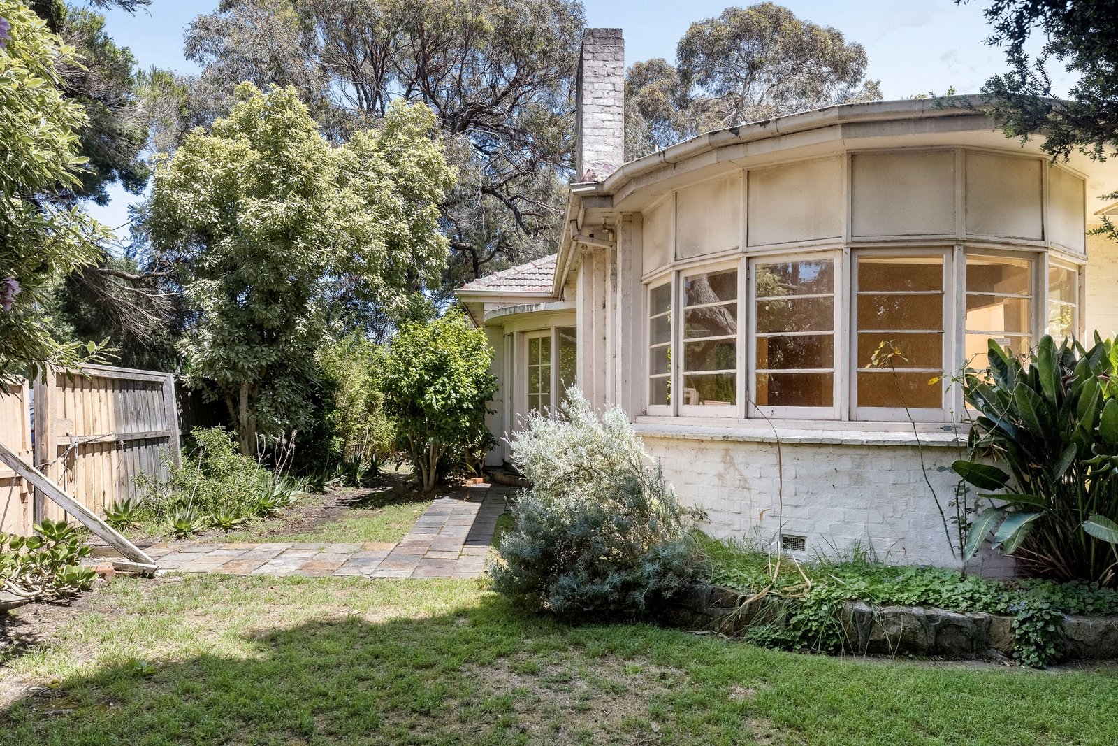 Property Gallery Thumbnail 8