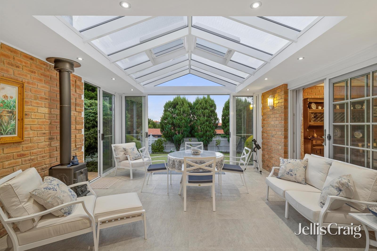 1 Warrick Grove, Templestowe image 12