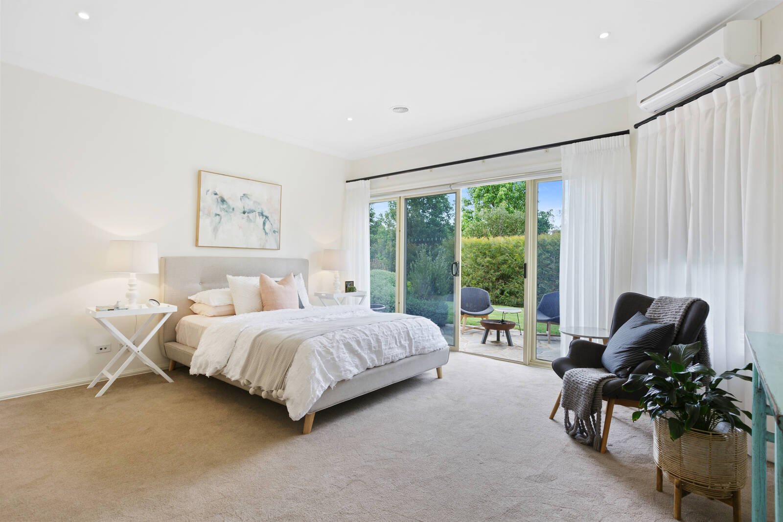 Property Gallery Thumbnail 6