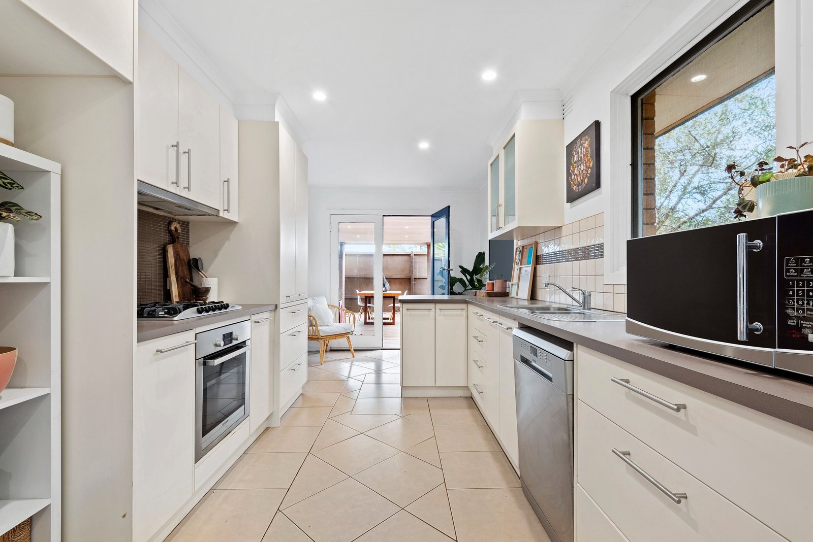 Property Gallery Thumbnail 5