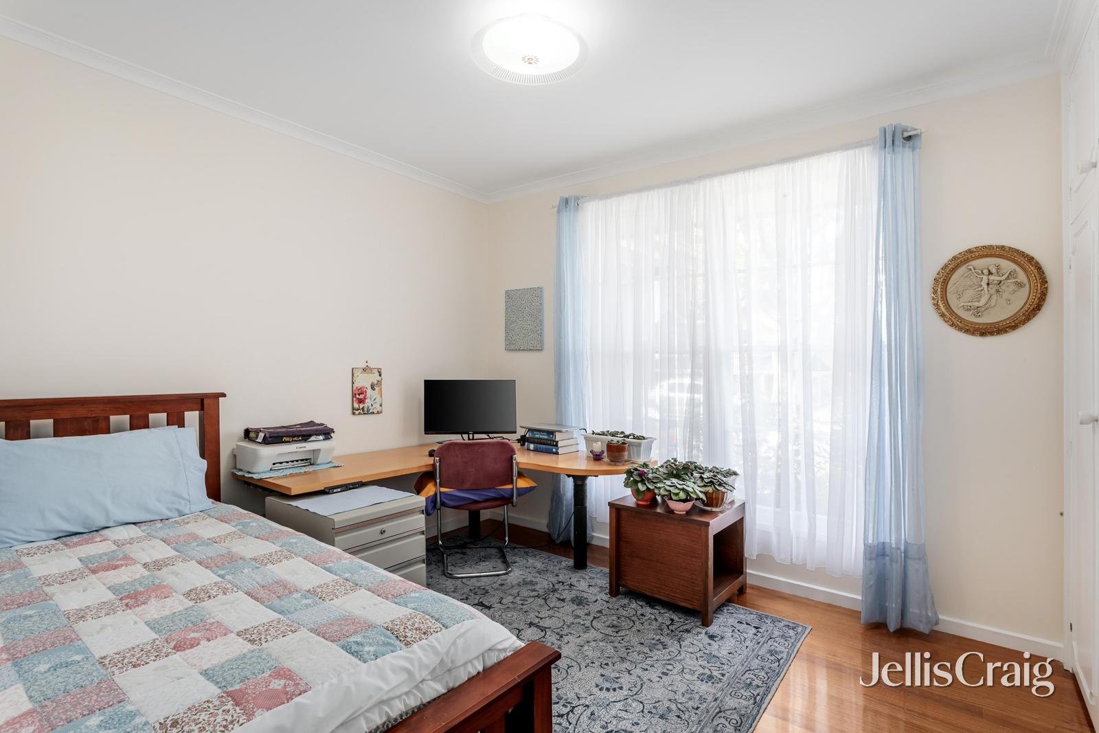 1 Weber Crescent, Burwood East image 8
