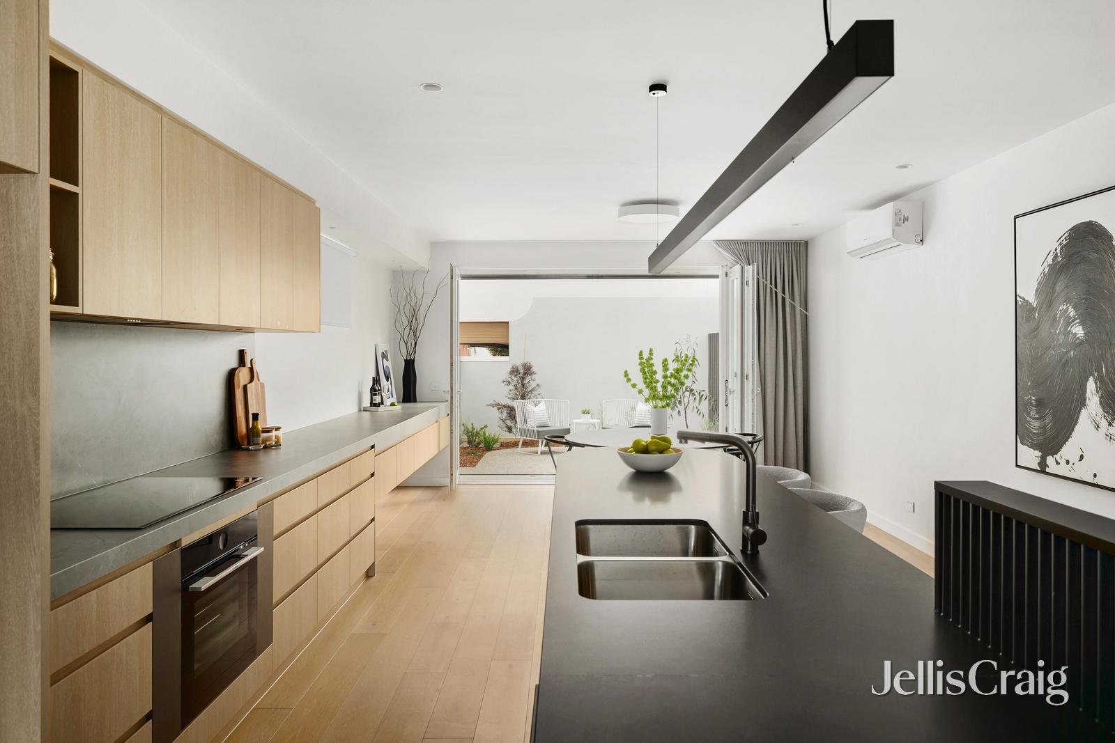 1 Westbank Terrace, Richmond image 3