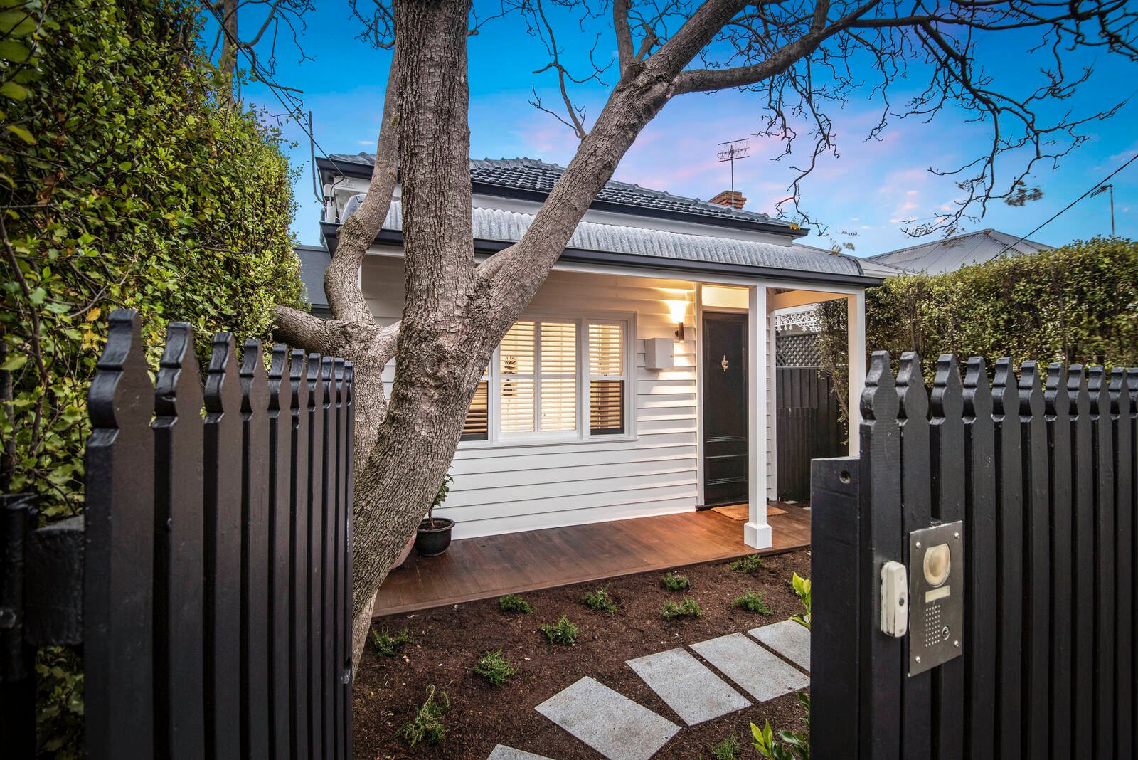 Property Gallery - Main Image