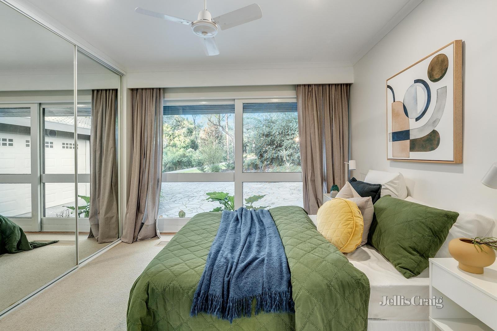 1 Whitefriars Way, Donvale image 13