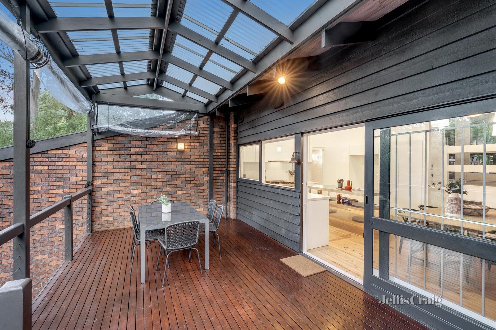 1 Whitefriars Way, Donvale image 15