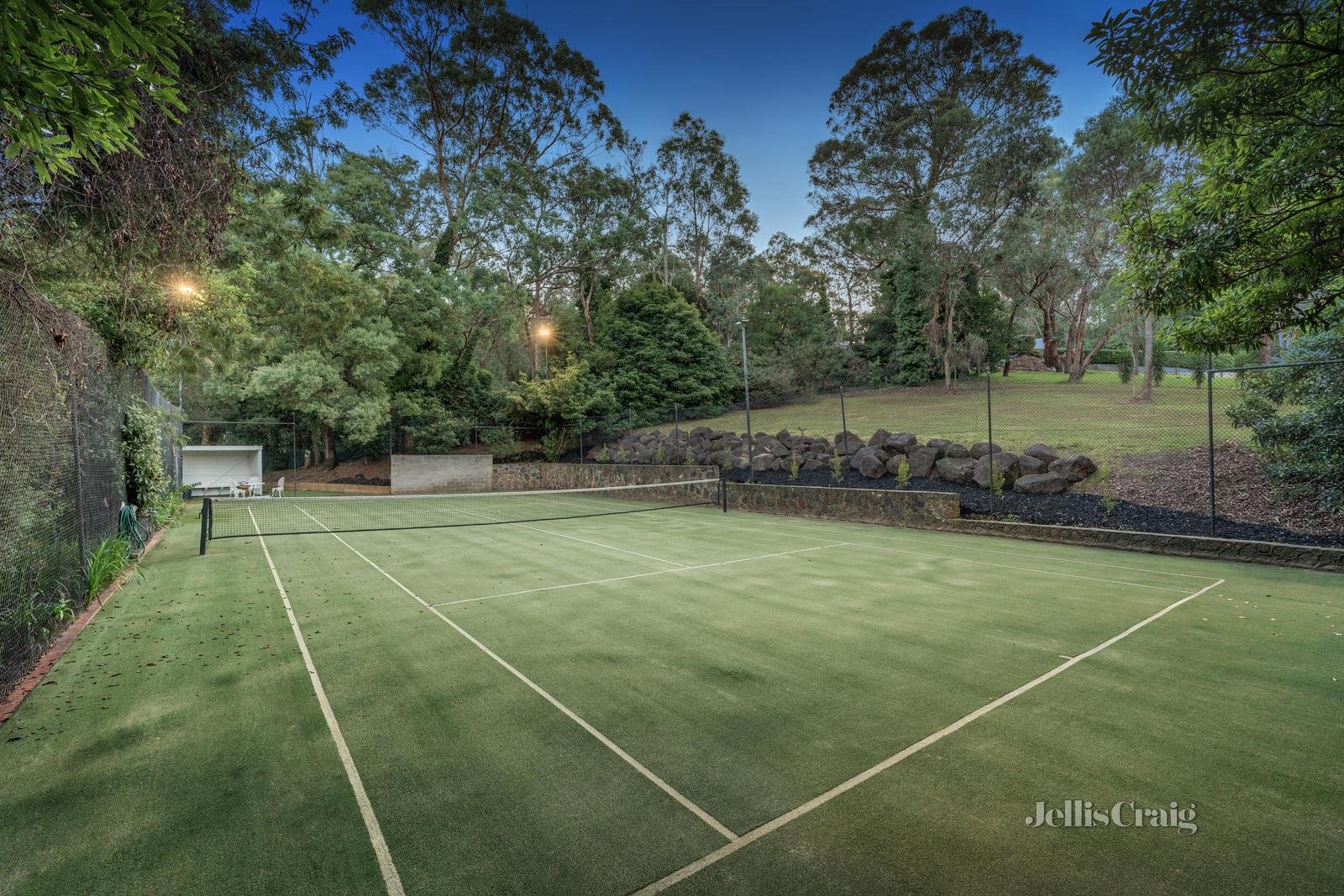 1 Whitefriars Way, Donvale image 17