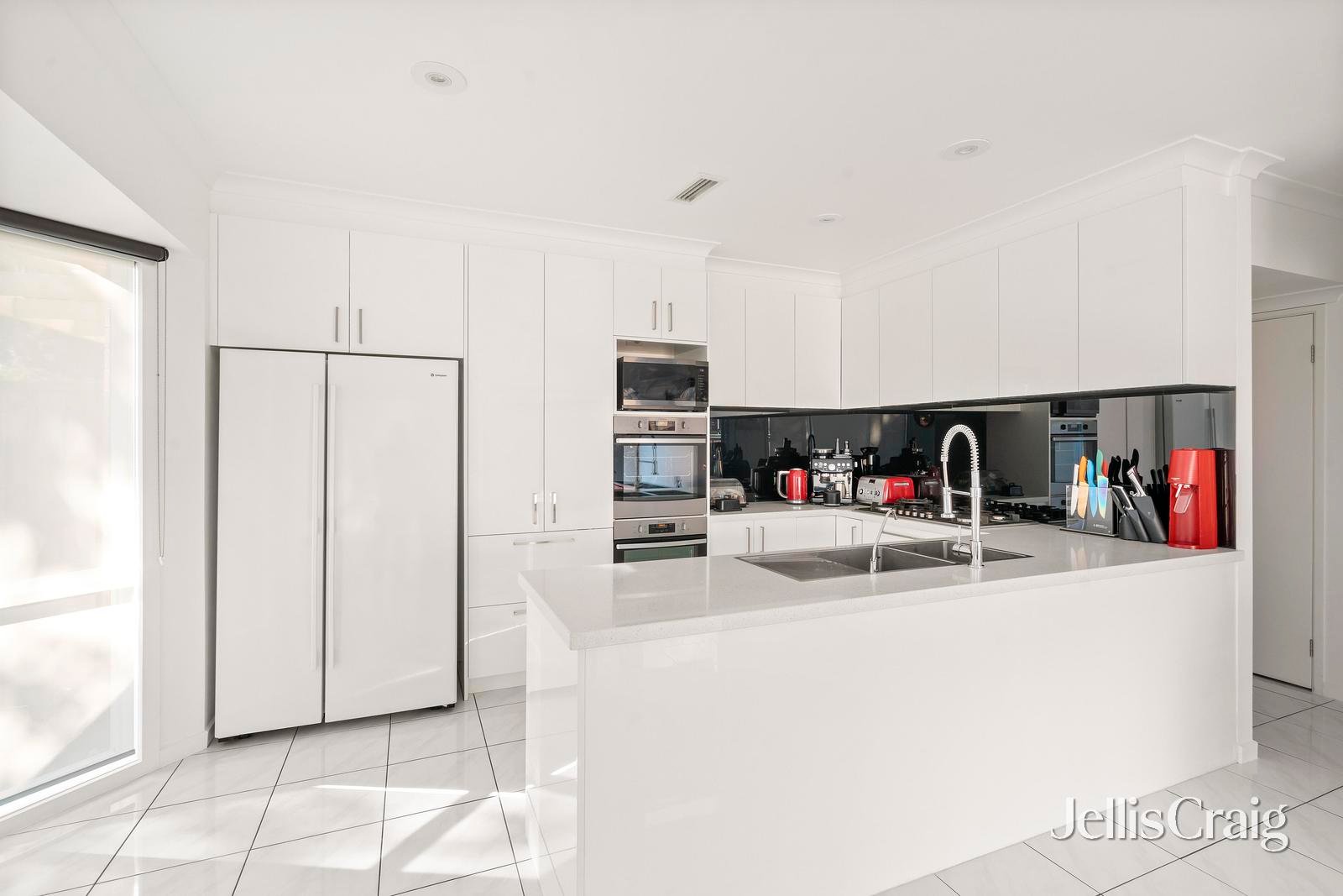 1 Whittaker Court, Williamstown image 4