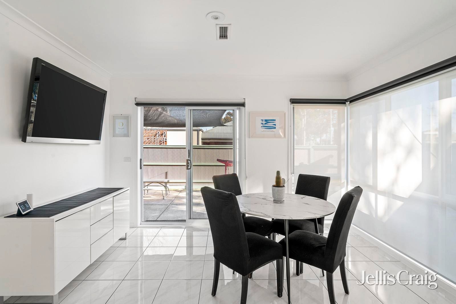 1 Whittaker Court, Williamstown image 5