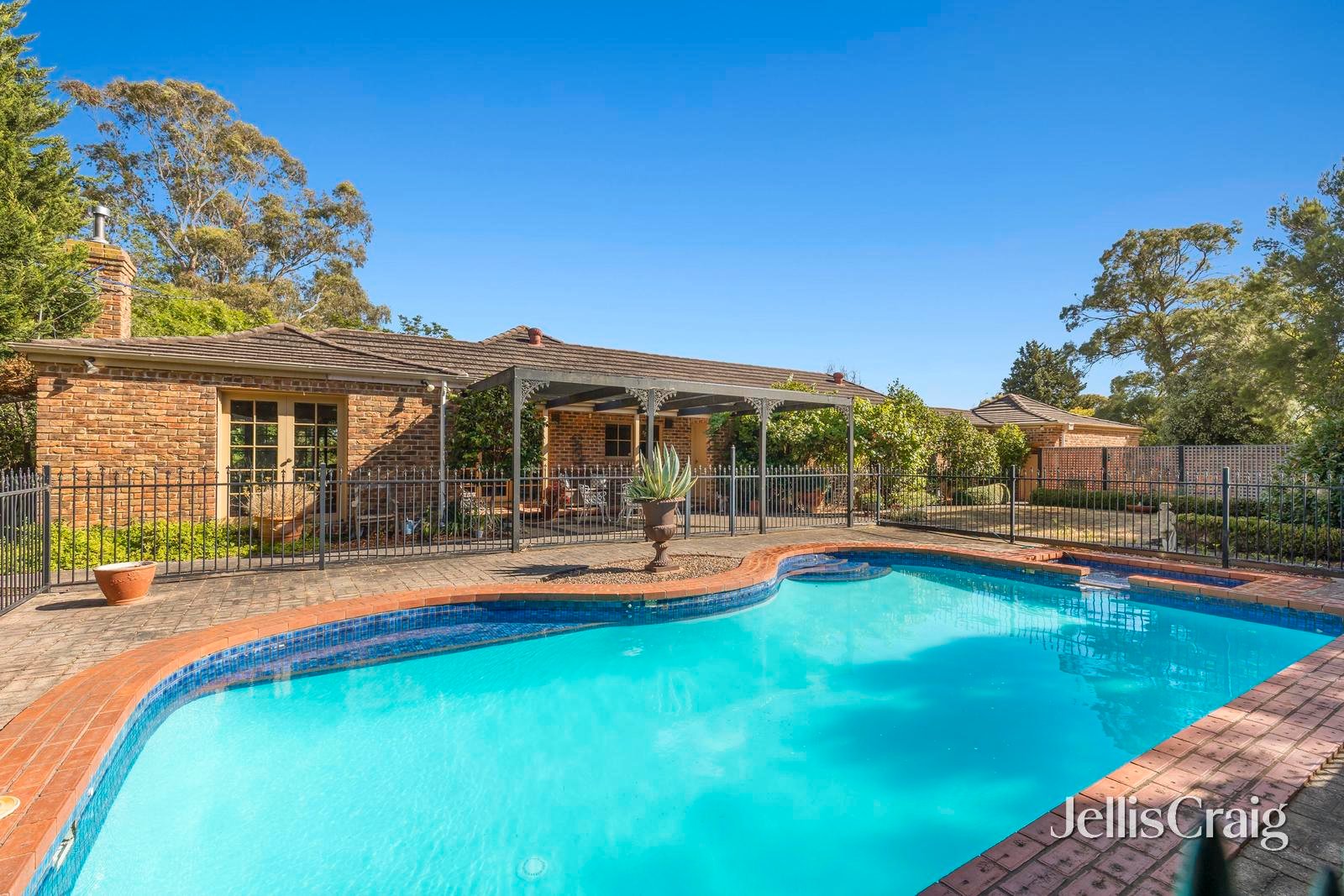 1 Willowfield Court, Highton image 4