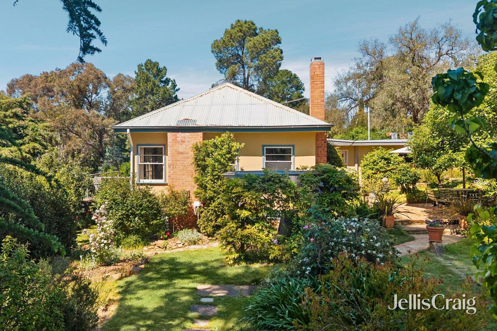 1 Wills Street, Castlemaine image 1