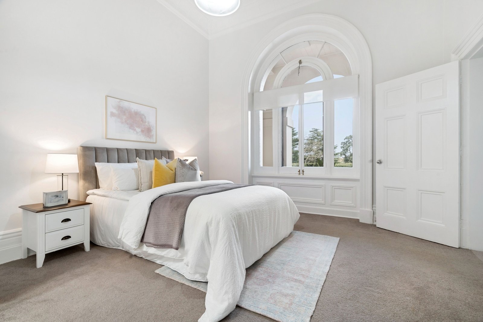 Property Gallery Thumbnail 9