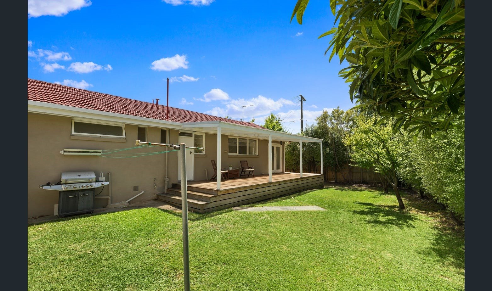 1 Winston Court, Blackburn South image 5