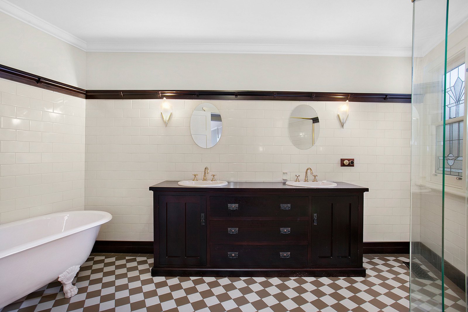 Property Gallery Thumbnail 2
