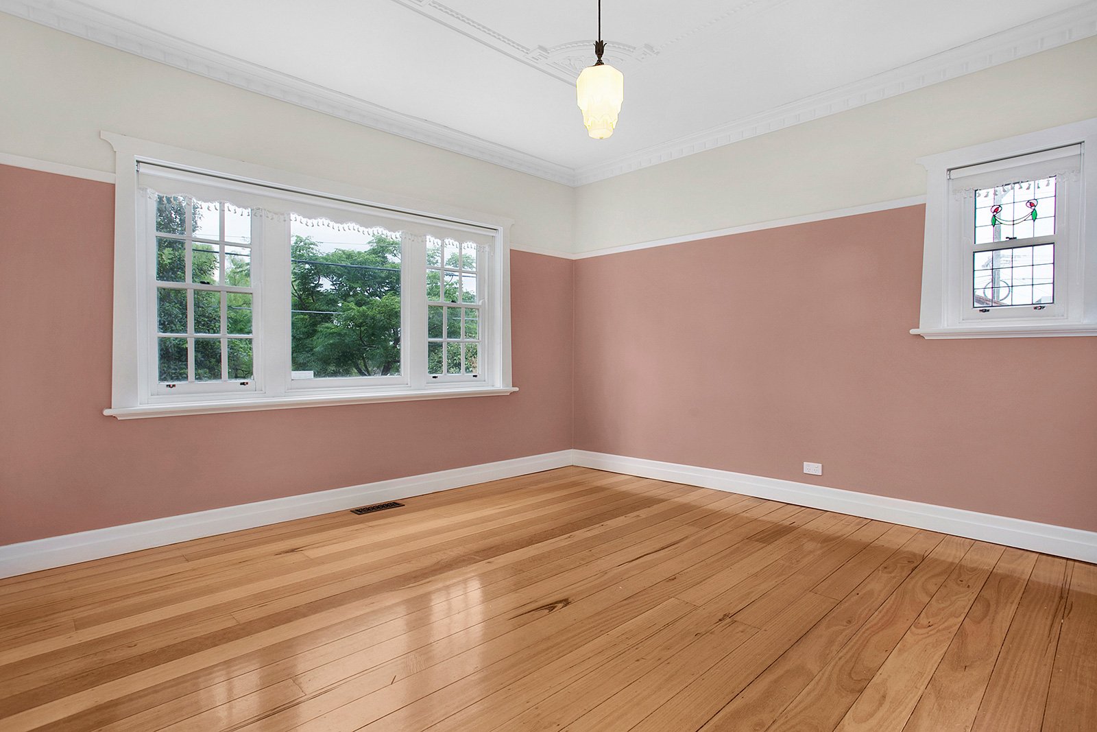 Property Gallery Thumbnail 5