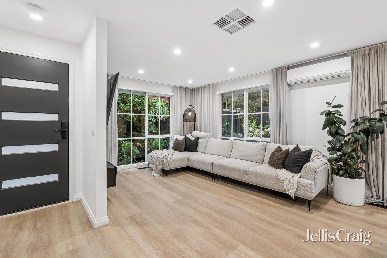 1 Woodford Close, Ringwood&nbsp;East image 2