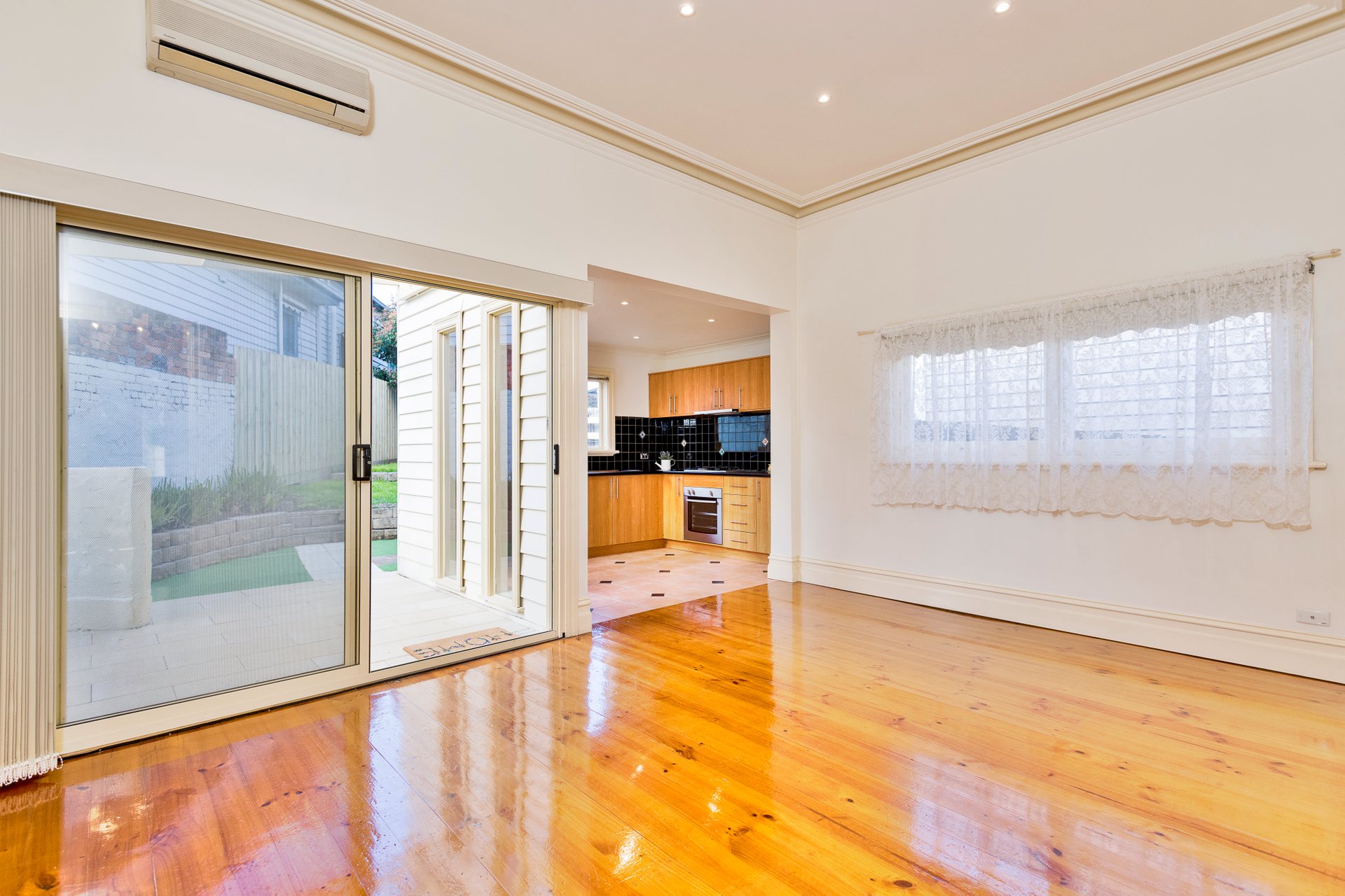 1 Woods Street, Ascot Vale image 3