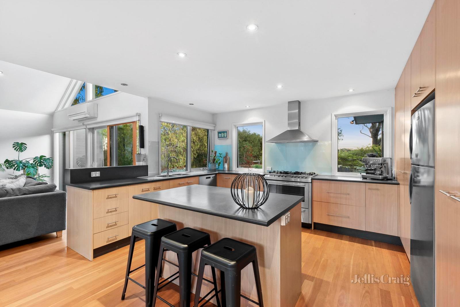 10-11 Araluen Court, Barwon Heads image 9