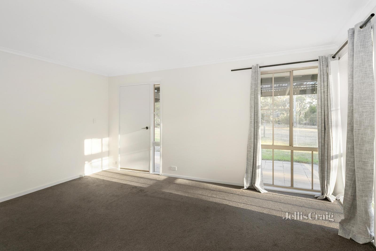 10-20 Mooney Road, Yarrambat image 6