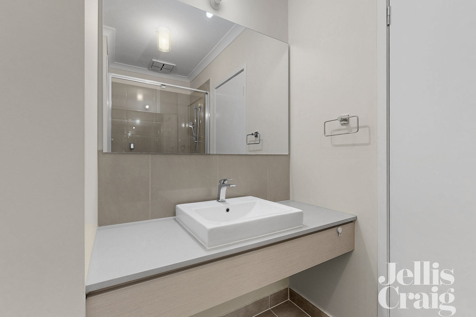 10 Abelia Street, Forest Hill image 2