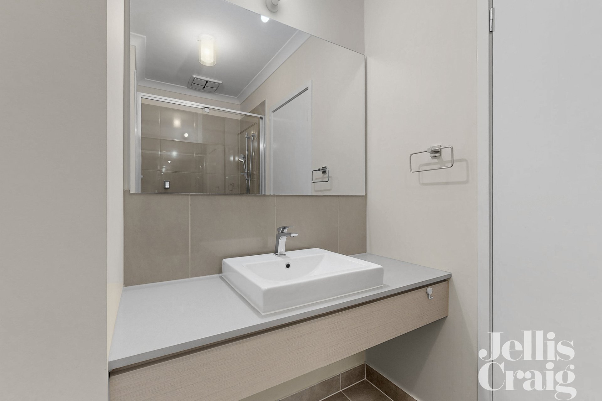 10 Abelia Street, Forest&nbsp;Hill image 2
