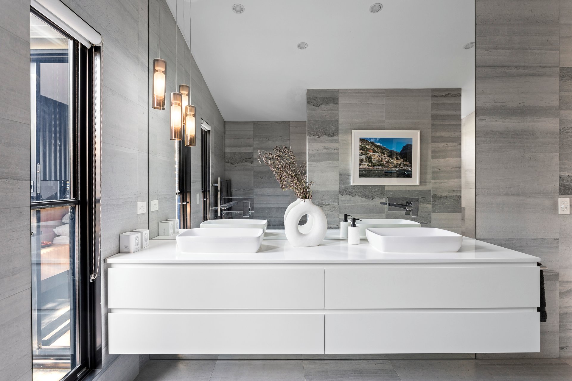 Property Gallery Thumbnail 9