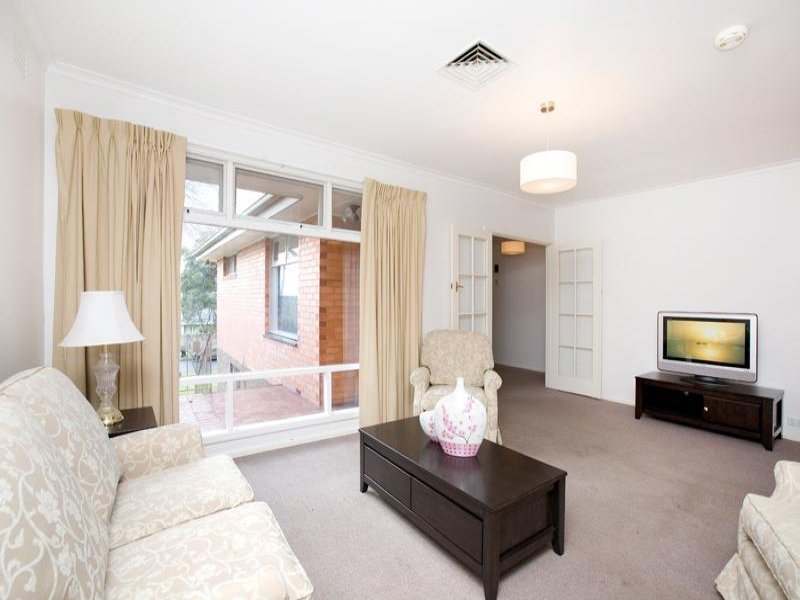 10 Ada Street, Doncaster image 2