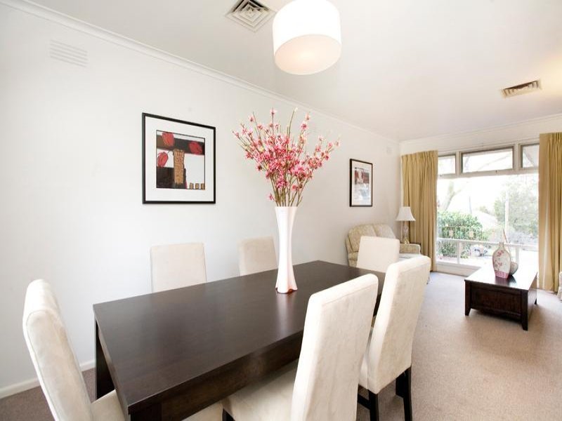 10 Ada Street, Doncaster image 5