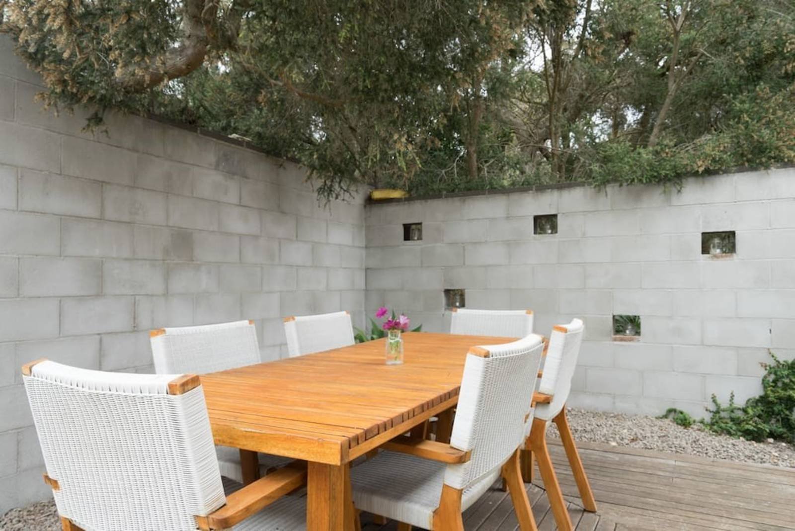 Property Gallery Thumbnail 16