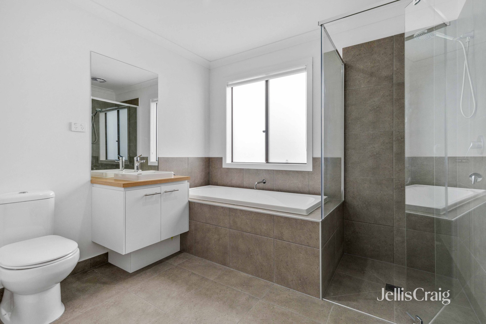 10 Alma Street, Sebastopol image 6