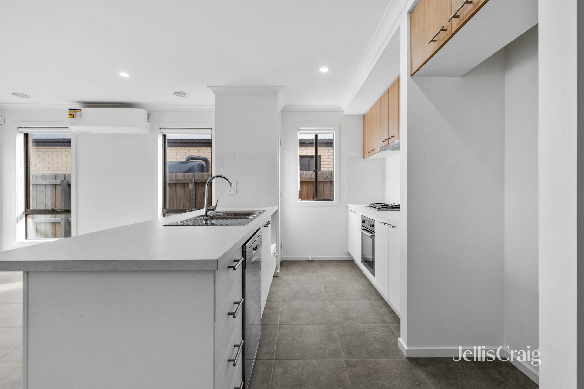 10 Alma Street, Sebastopol image 3