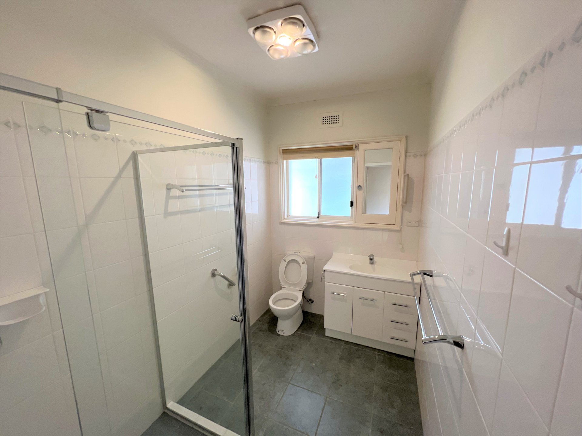 10 Amery Avenue, Blackburn image 4