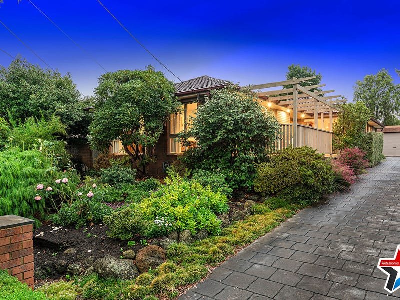 10 Aminga Court, Croydon image 1