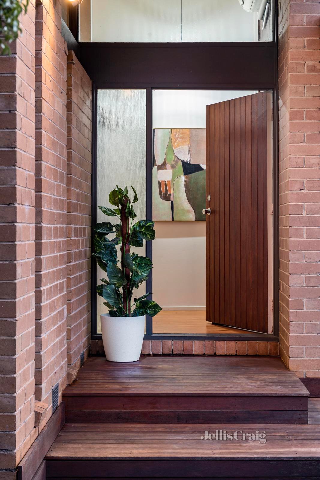 10 Anaba Court, Mooroolbark image 2